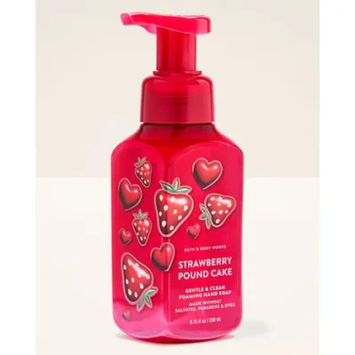 Парфумоване пінне мило для рук Bath & Body Works Strawberry Pound Cake, 259 мл