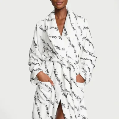 Халат Victoria’s Secret Short Cozy Plush Robe білий з лого