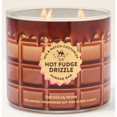 Парфумована свічка на 3 гноти Bath & Body Works Hot Fudge Drizzle, 411 г