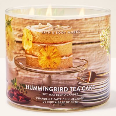 Парфумована свічка на 3 гноти Bath & Body Works Hummingbird Tea Cake, 411 г