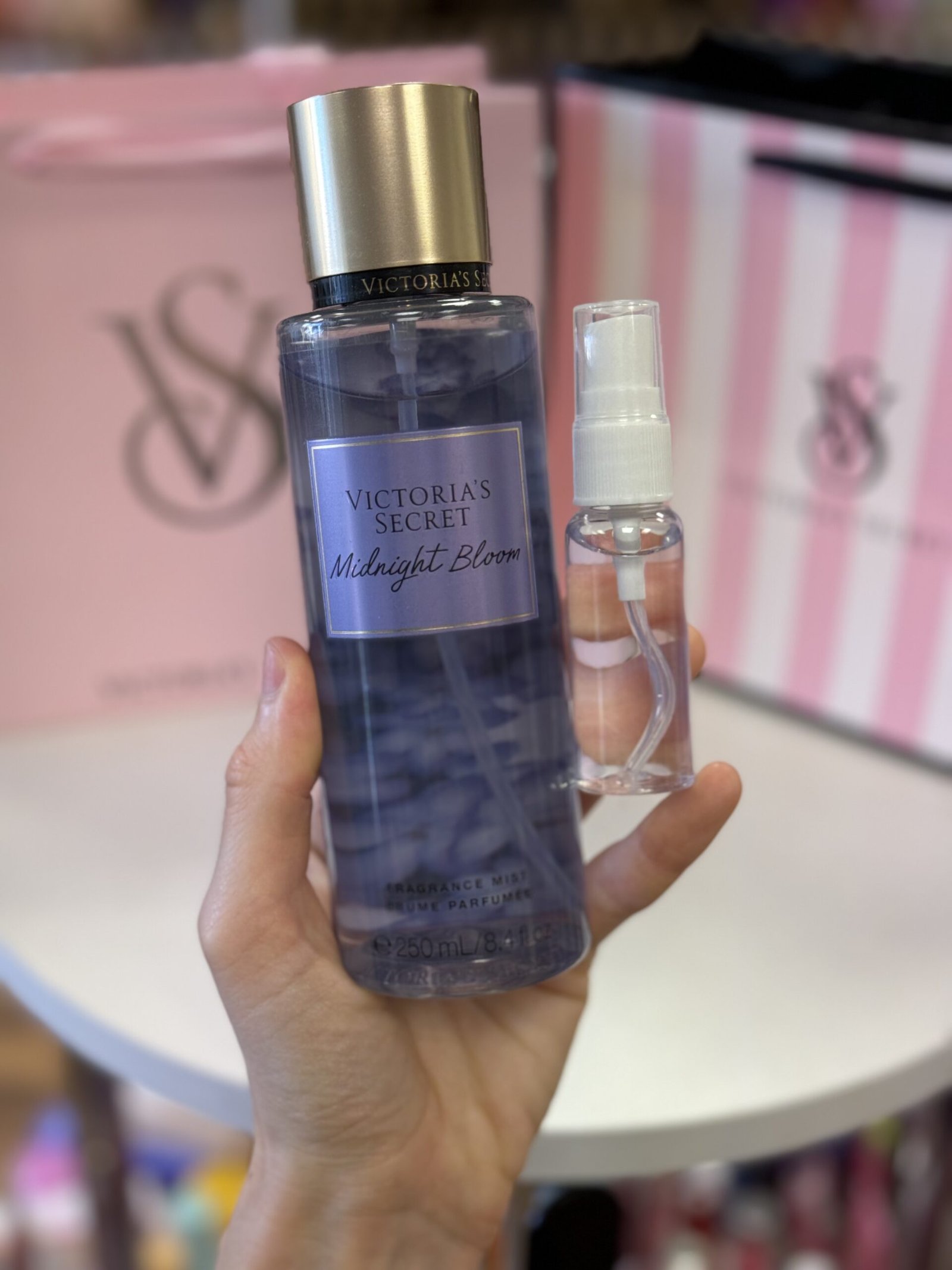 Парфумований спрей для тіла (розпив) Victoria's Secret Midnight Bloom, 20 мл