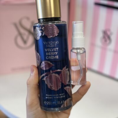 Парфумований спрей для тіла (розпив) Victoria's Secret Velvet Berry Creme, 20 мл
