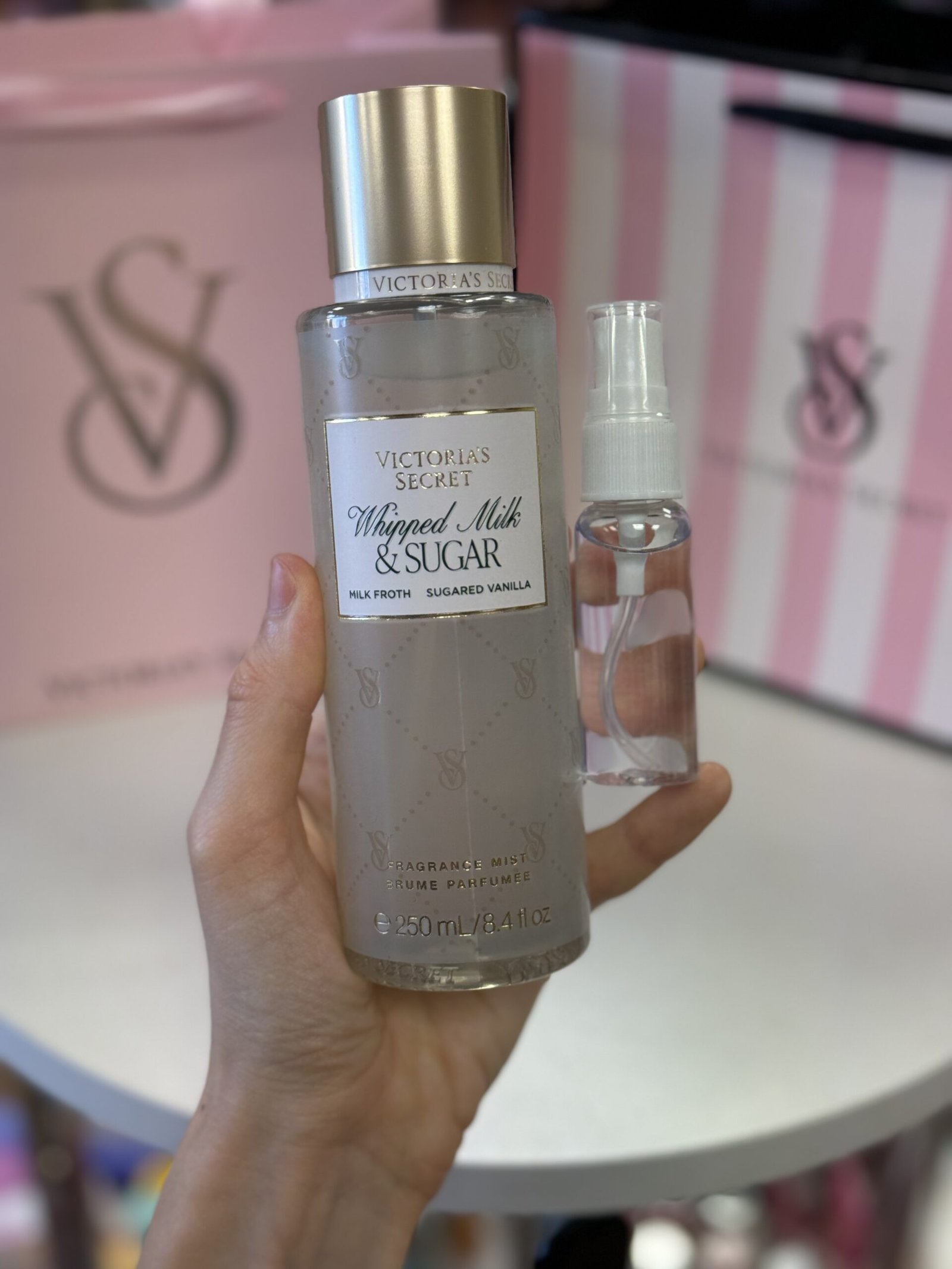 Парфумований спрей для тіла (розпив) Victoria's Secret Whipped Milk & Sugar, 20 мл