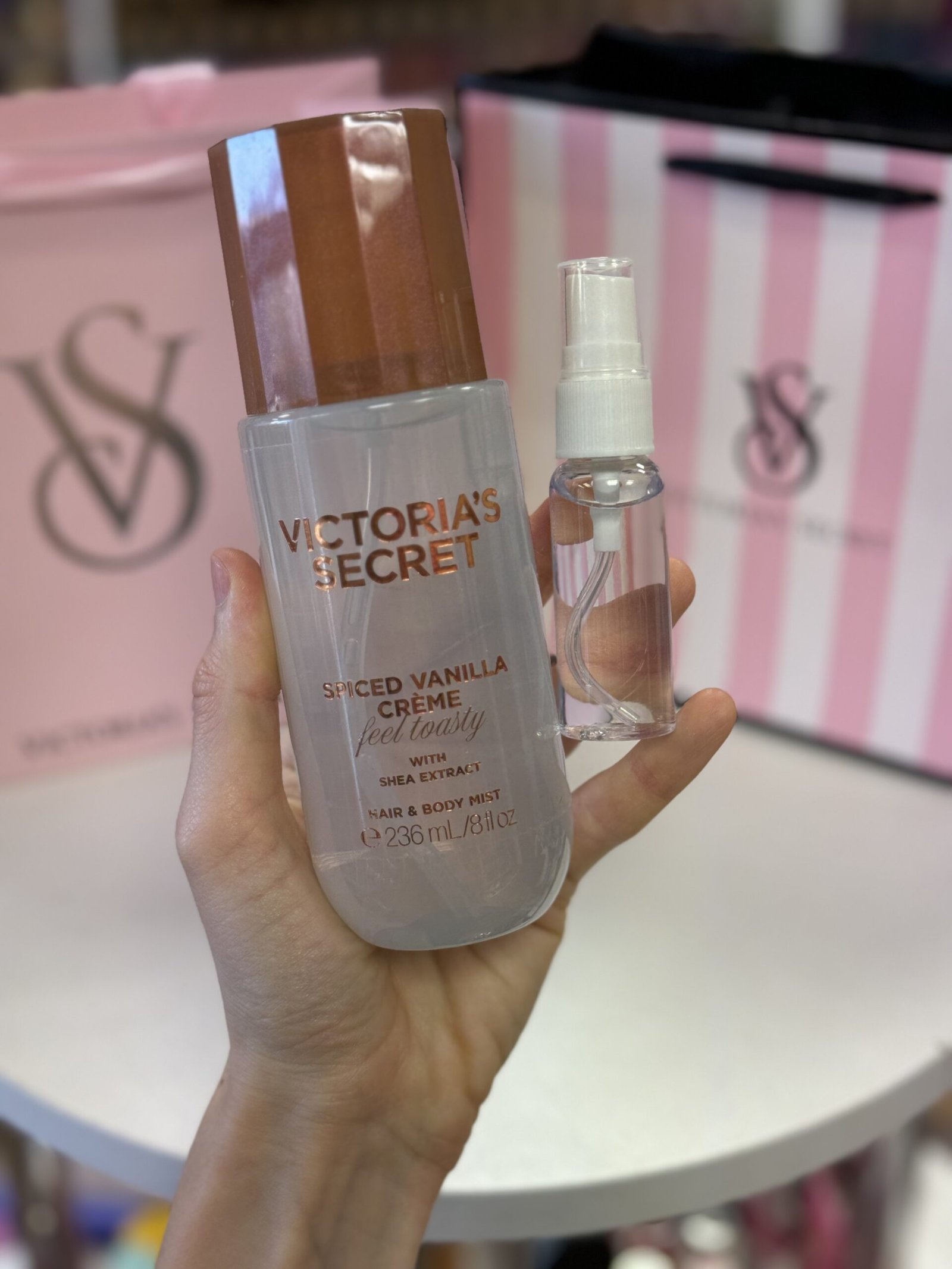 Парфумований спрей для тіла (розпив) Victoria's Secret Feel Toasty Spiced Vanilla Creme, 20 мл