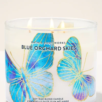 Парфумована свічка на 3 гноти Bath & Body Works Blue Orchard Skies, 411 г