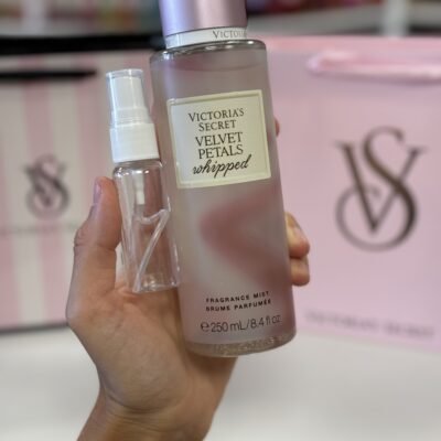 Парфумований спрей для тіла (розпив) Victoria's Secret Velvet Petals Whipped, 20 мл